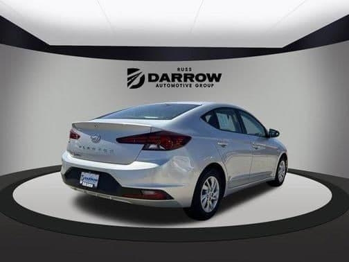 2020 hyundai elantra se in west bend, wisconsin