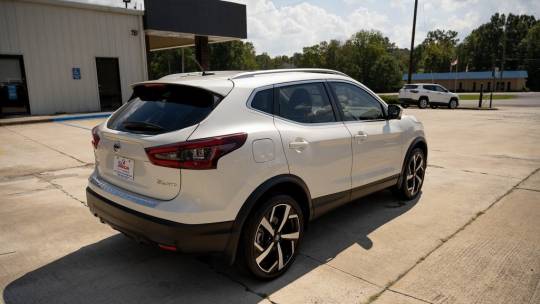 2022 Nissan Rogue Sport sl