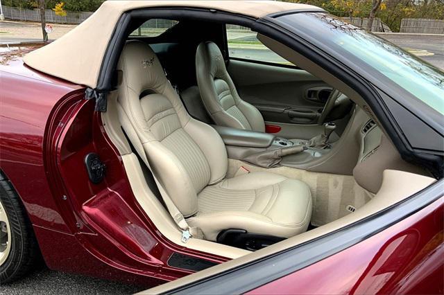 2003 chevrolet corvette base