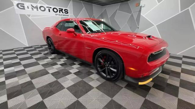 2022 dodge challenger r/t