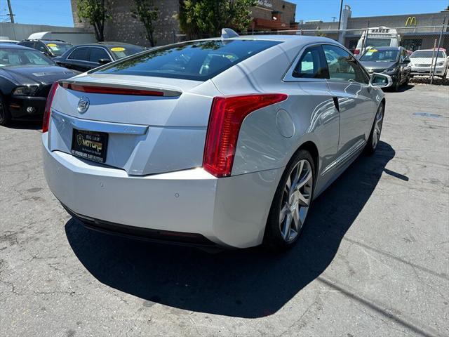 2014 cadillac elr base