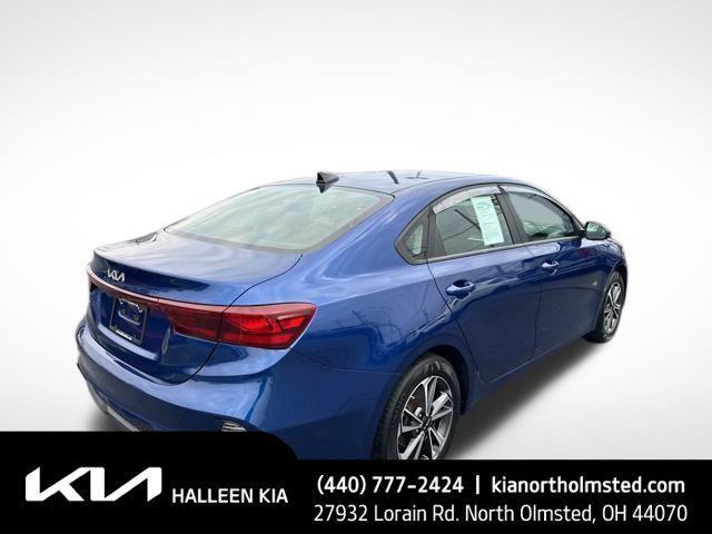 2022 kia forte lxs
