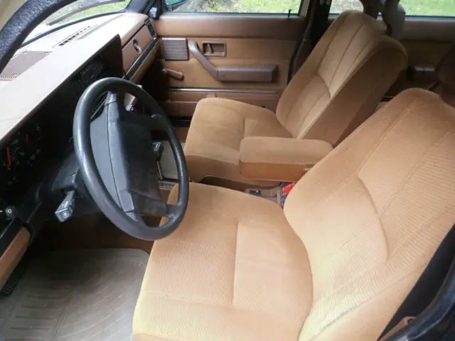 1987 volvo 240dl