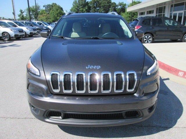 used 2017 jeep cherokee 4wd latitude fayetteville, ar 72704 for sale in fayetteville, arkansas