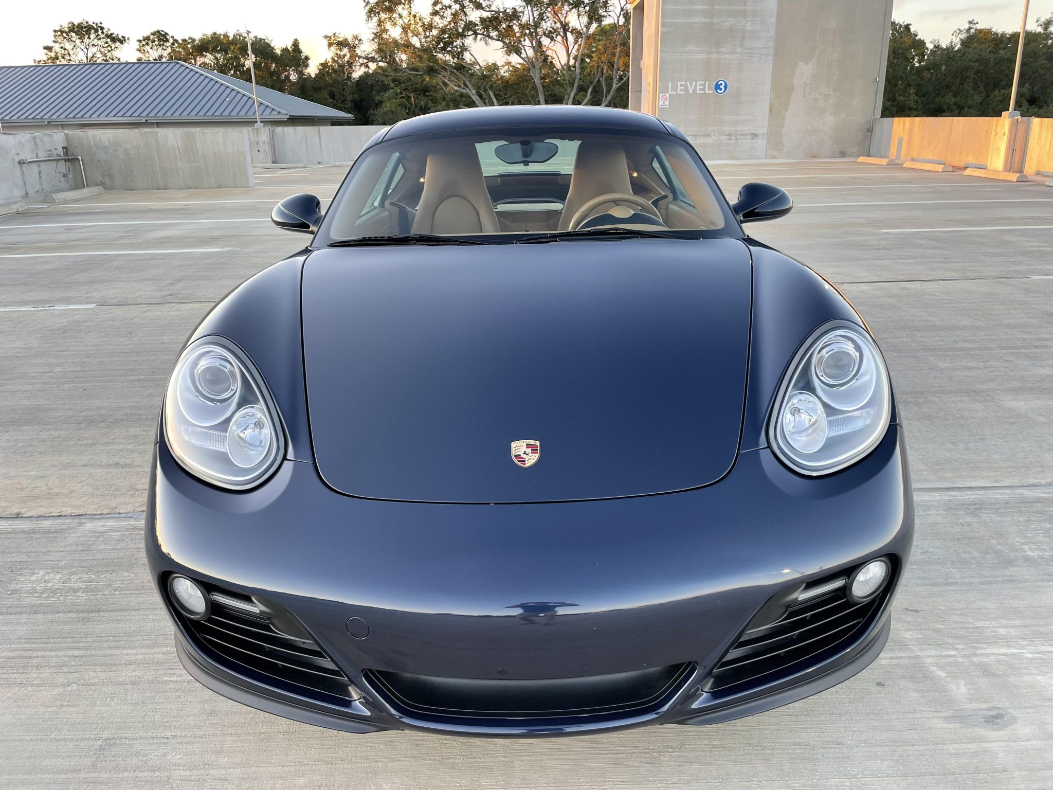 2011 porsche cayman 6-speed