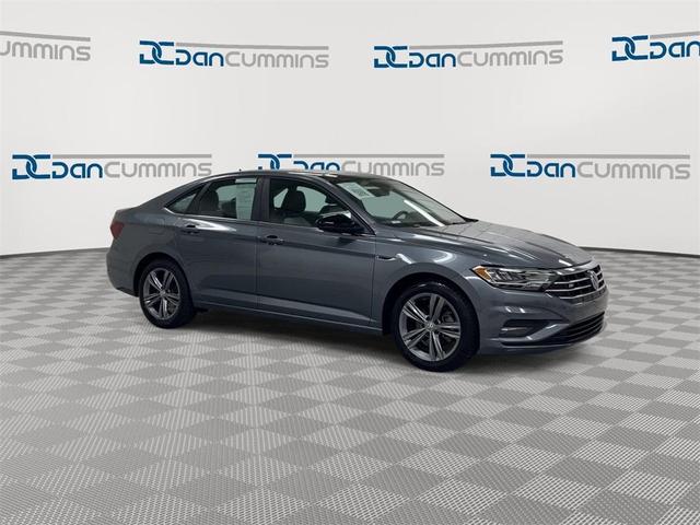 2021 volkswagen jetta 1.4t r-line