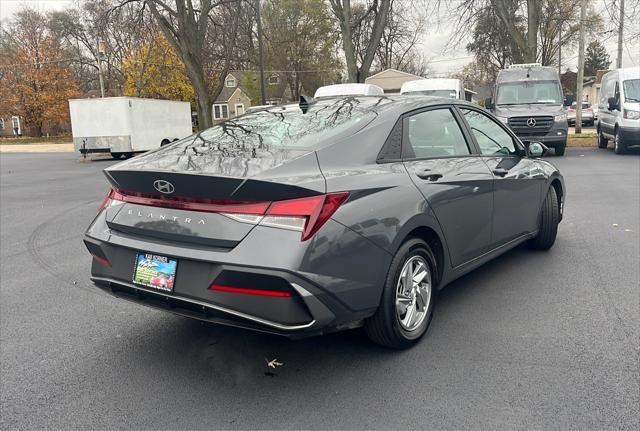 2024 hyundai elantra se
