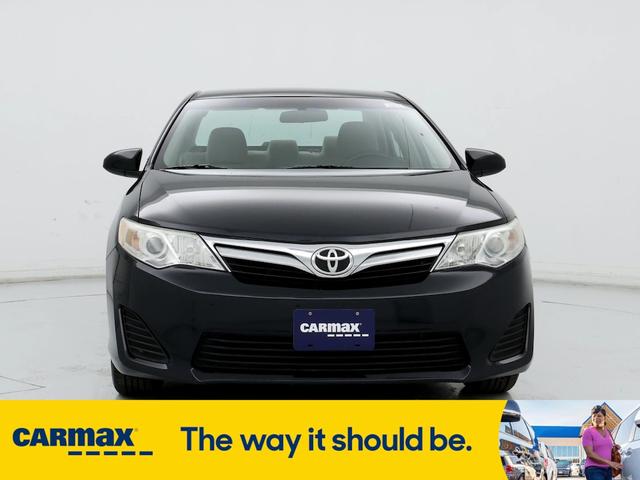 2014 toyota camry le