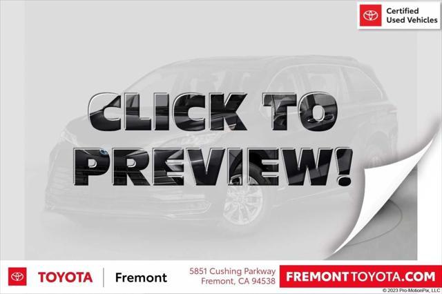 2022 toyota sienna le