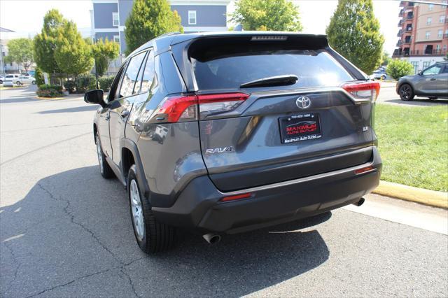 2019 toyota rav4 le