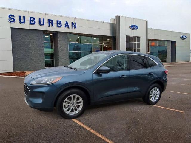 2020 ford escape se