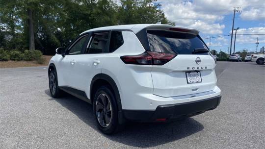 new 2025 nissan rogue sv fwd
