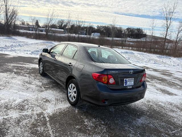 2010 toyota corolla le