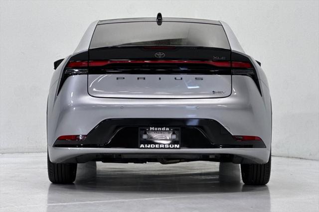 2024 toyota prius xle