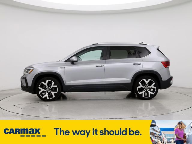 2022 volkswagen taos sel