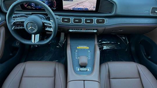 2025 Mercedes-Benz GLS