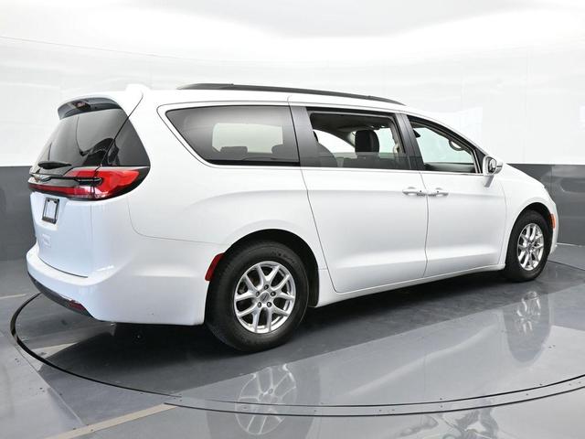 2022 chrysler pacifica touring-l