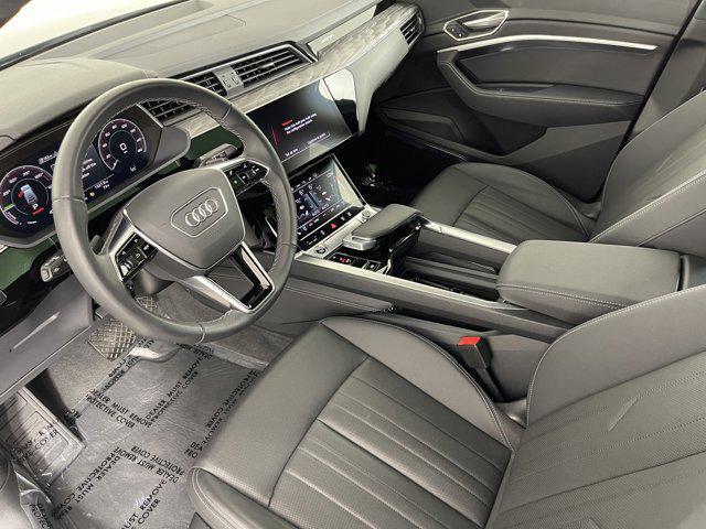 2024 audi q8 e-tron premium plus