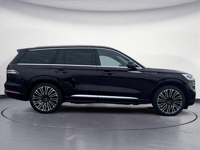2023 lincoln aviator black label awd
