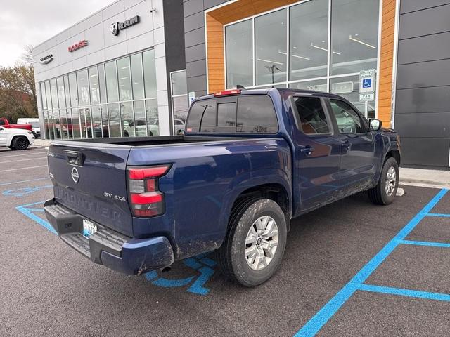 2022 nissan frontier sv