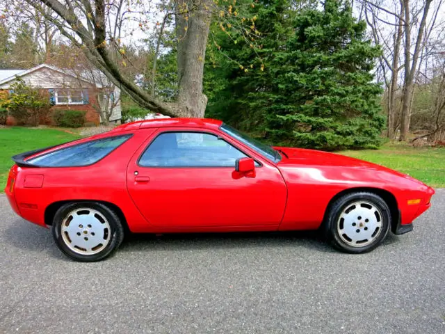 1986 porsche 928 s very clean runs great