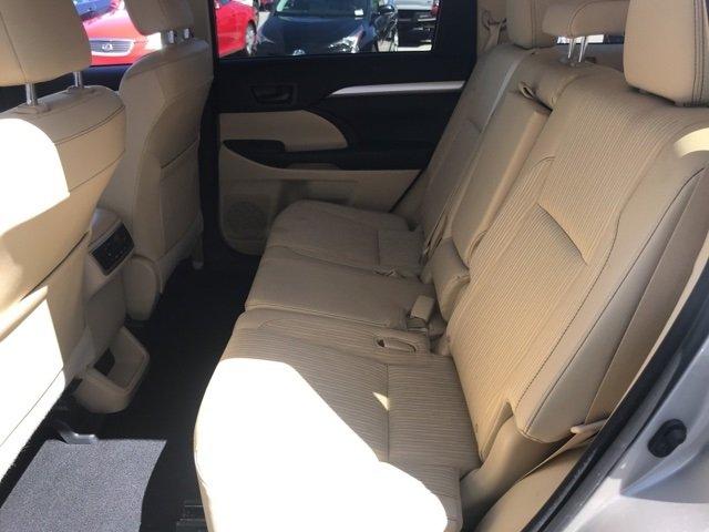 used 2016 toyota highlander le plus v6 lafayette, in 47905 for sale in lafayette, indiana