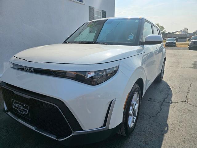 2024 kia soul lx