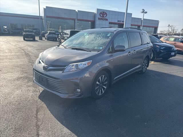 2018 toyota sienna xle