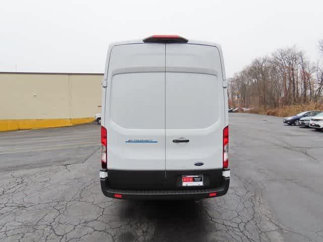 2022 ford transit-350 base