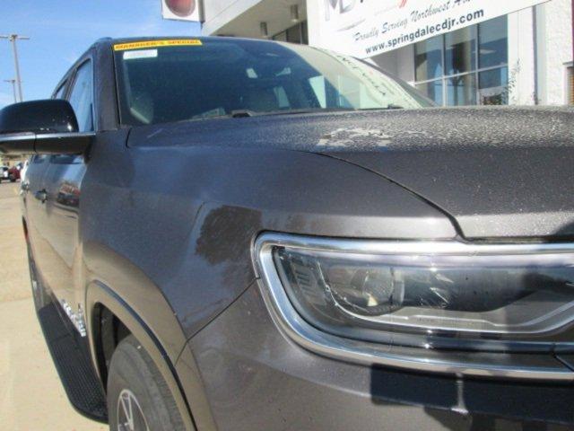 2023 jeep wagoneer series iii