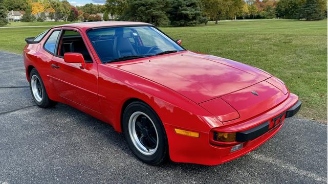 1984 porsche 944 base