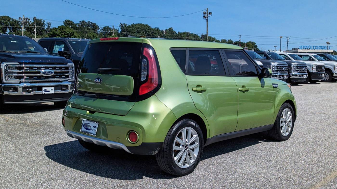 2017 kia soul +