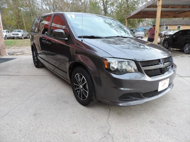 2017 dodge grand caravan se