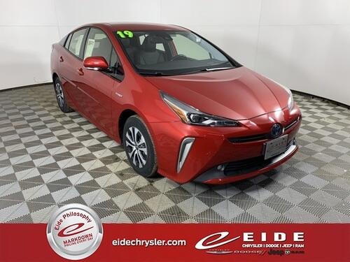 2019 toyota prius