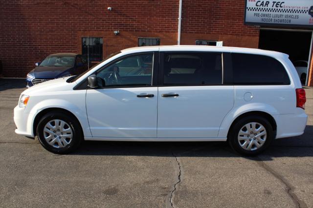2019 dodge grand caravan se