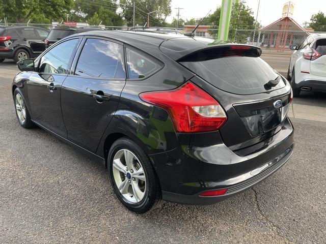 2014 ford focus se
