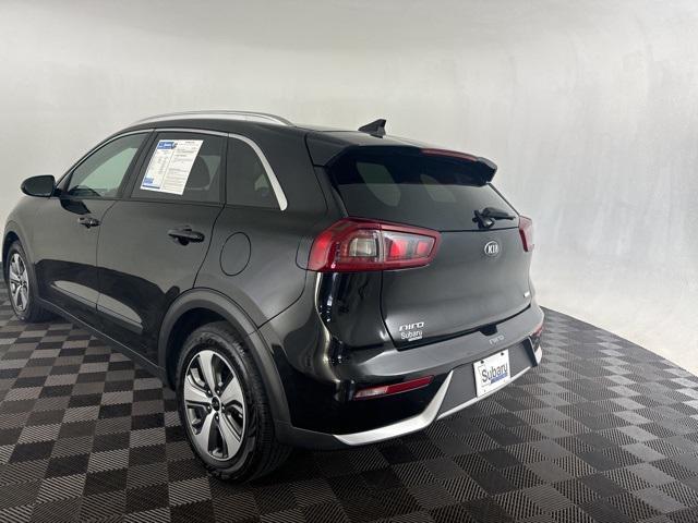 2017 kia niro lx