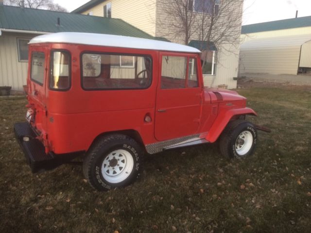 toyota fj40 land criuser jeep