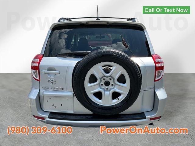 2009 toyota rav4 base