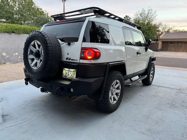 2014 toyota fj cruiser base