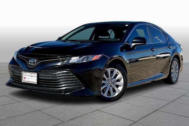 2020 toyota camry le