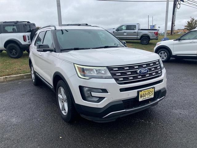 2017 ford explorer xlt