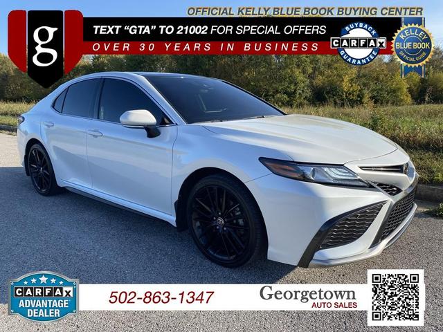 2022 toyota camry xse