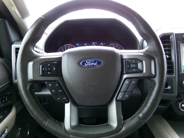 2019 ford expedition xlt