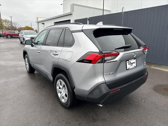 2021 toyota rav4 le