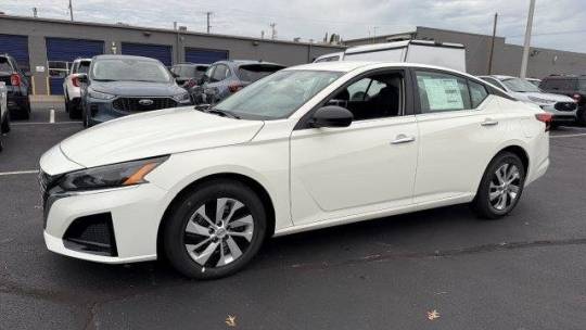 2025 Nissan Altima