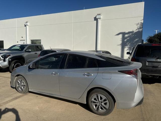 2018 toyota prius four