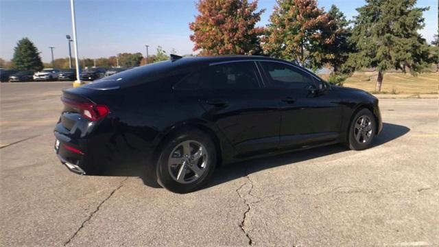 2024 kia k5 lxs