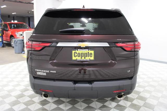 2023 chevrolet traverse lt leather