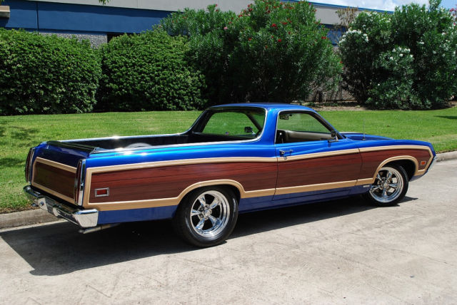 1970 ford ranchero squire